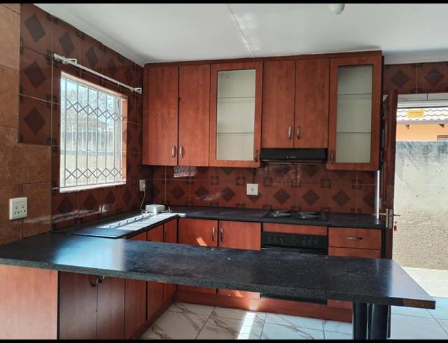3 BEDROOM PROPERTY TO RENT IN KIBLER PARK